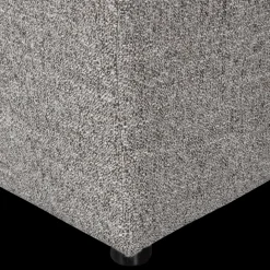 Allure Hocker