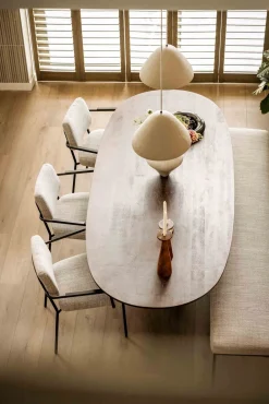 Aron Bruin Eettafel