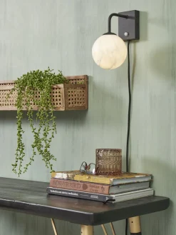 Carrara Wandlamp