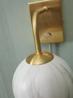 Carrara Wandlamp