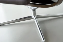 Erik L Relaxfauteuil + Hocker