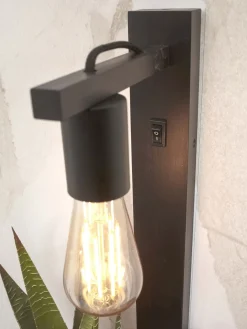 Flores Wandlamp