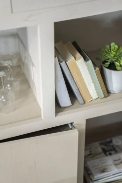 Helsinki Taupe Kabinet