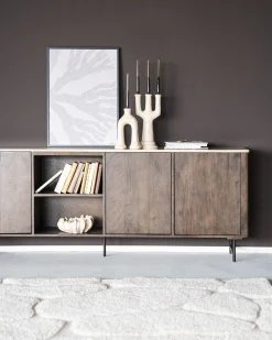 Lio Dressoir