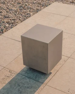 Rustella Bijzettafel