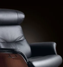 Time Out Relaxfauteuil + Hocker