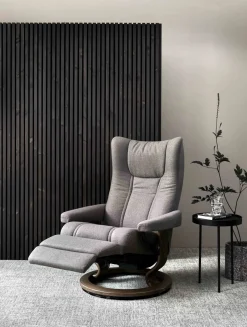 Wing Relaxfauteuil + Hocker